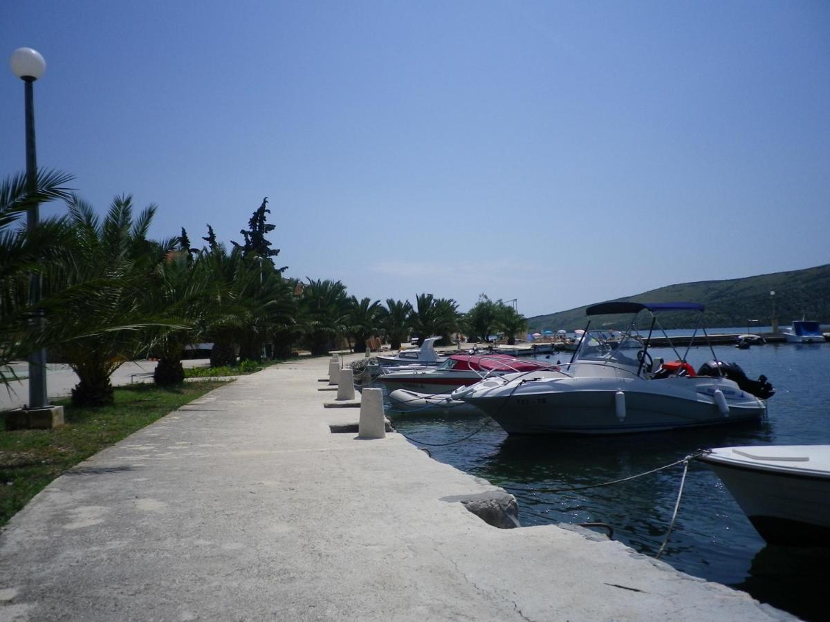 Apartment Emili Marina Δωμάτιο φωτογραφία