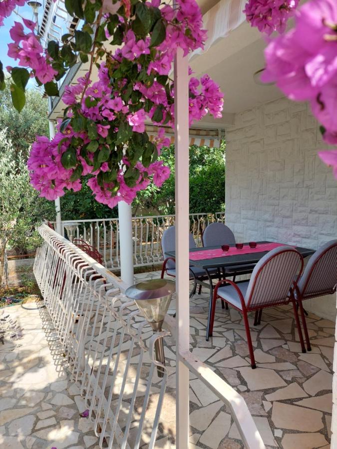Apartment Emili Marina Εξωτερικό φωτογραφία