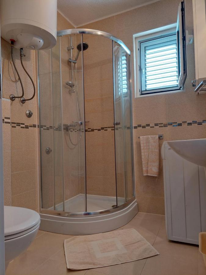 Apartment Emili Marina Εξωτερικό φωτογραφία