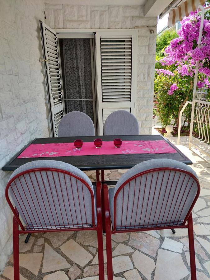 Apartment Emili Marina Εξωτερικό φωτογραφία