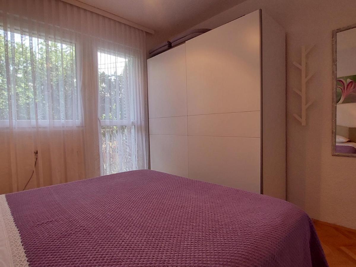 Apartment Emili Marina Εξωτερικό φωτογραφία